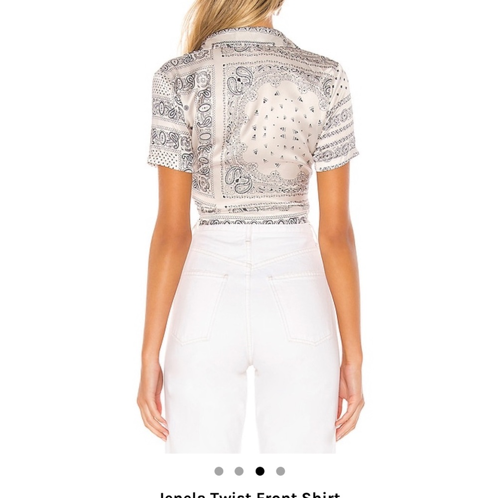 Revolve top